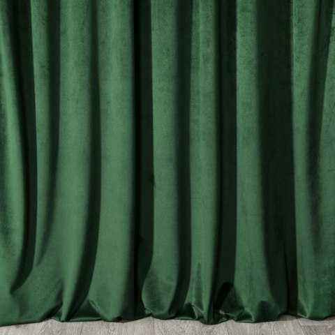 Komplet zasłon 2szt 140x250 Darla zielony ciemny welurowy na przelotkach Komplet zasłon 2szt 140x250 Darla zielony ciemny welurowy na przelotkach