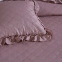 Narzuta z falbanką 200x220 Ruffy pudrowa ciemna falbanka romby glamour dekoracyjna I2 Narzuta z falbanką 200x220 Ruffy pudrowa ciemna falbanka romby glamour dekoracyjna I2