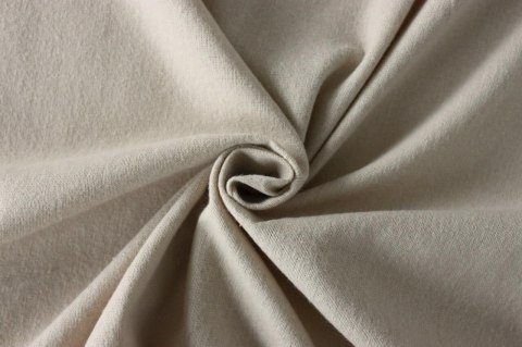 Prześcieradło flanelowe bez gumki 220x240 beżowe Prześcieradło flanelowe bez gumki 220x240 beżowe