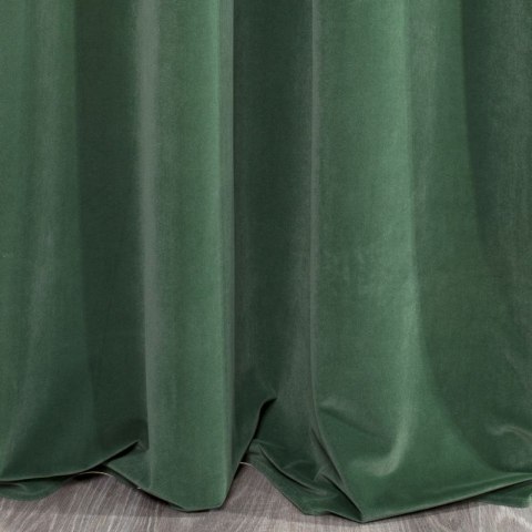 Zasłona 140x250 Kristi zielona butelkowa welurowa gotowa na taśmie Eurofirany Zasłona 140x250 Kristi zielona butelkowa welurowa gotowa na taśmie Eurofirany