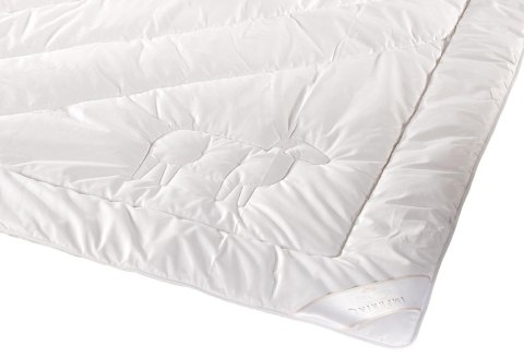 Kołdra wełniana 140x200 Imperial Owcza wełna Duo biała AMW Kołdra wełniana 140x200 Imperial Owcza wełna Duo biała AMW