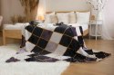 Koc Sherpa 150x200 szary czarny geometria z mikrofibry baranek SH25 Koc Sherpa 150x200 szary czarny geometria z mikrofibry baranek SH25
