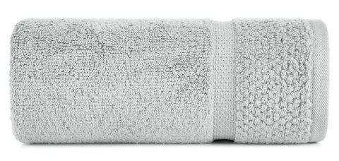Ręcznik Vilia 70x140 srebrny frotte 530g/m2 Eurofirany Ręcznik Vilia 70x140 srebrny frotte 530g/m2 Eurofirany