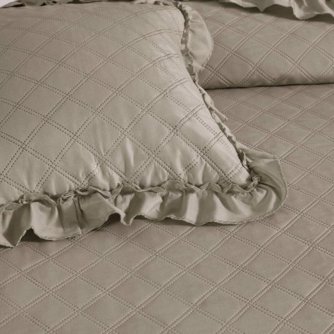 Narzuta z falbanką 140x200 Ruffy taupe falbanka romby glamour dekoracyjna I2 Narzuta z falbanką 140x200 Ruffy taupe falbanka romby glamour dekoracyjna I2
