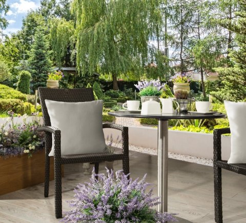 Poszewka dekoracyjna 45x45 Gardenia kremowa z tkaniny wodoodpornej Eurofirany Poszewka dekoracyjna 45x45 Gardenia kremowa z tkaniny wodoodpornej Eurofirany