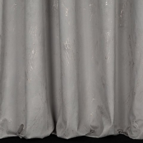 Zasłona gotowa Nadia 140x300 srebrna ze złotym nadrukiem welwetowa na taśmie Eurofirany Zasłona gotowa Nadia 140x300 srebrna ze złotym nadrukiem welwetowa na taśmie Eurofirany