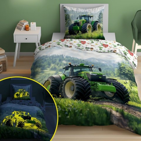 Pościel świecąca w ciemności 160x200 zielony traktor w górach 5551 A - Fluo 95 Pościel świecąca w ciemności 160x200 zielony traktor w górach 5551 A - Fluo 95